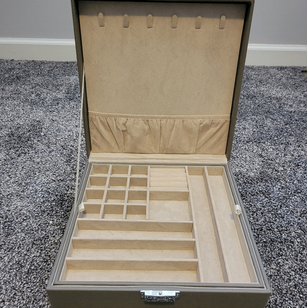 Jewelry Box